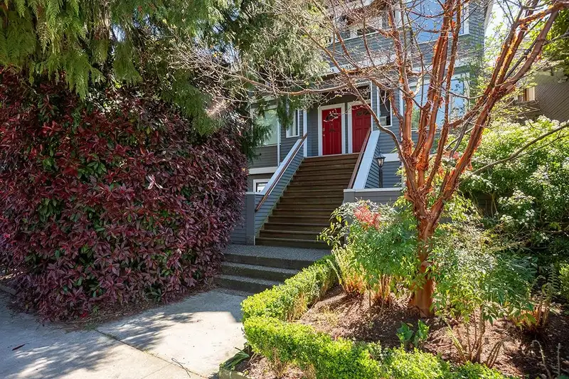 B 3546 POINT GREY ROAD - photo 2 of 26