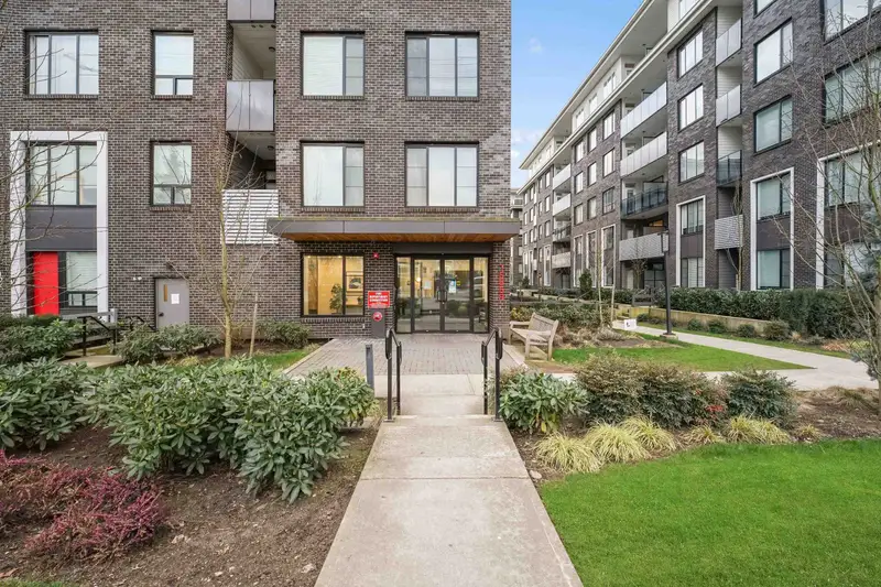 501 15858 FRASER HIGHWAY - photo 3 of 22