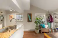 612 E 4TH STREET - thumbnail 11