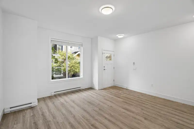 40 9718 161A STREET - photo 3 of 27