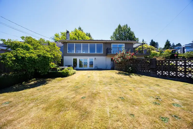 2291 W 32ND AVENUE - photo 2 of 32