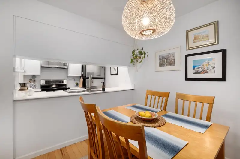 203 1230 COMOX STREET - photo 4 of 25