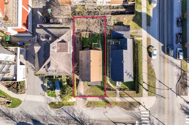 164 E 10TH STREET - photo 1 of 5