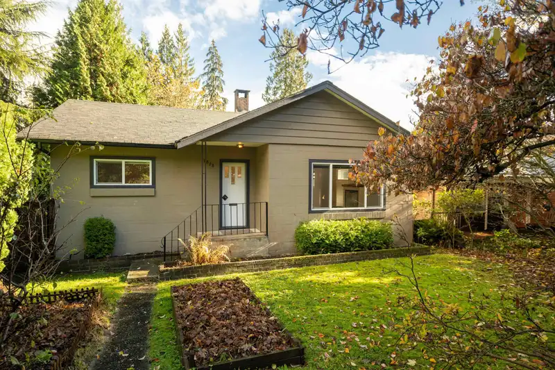 1858 DEEP COVE ROAD - photo 1 of 29