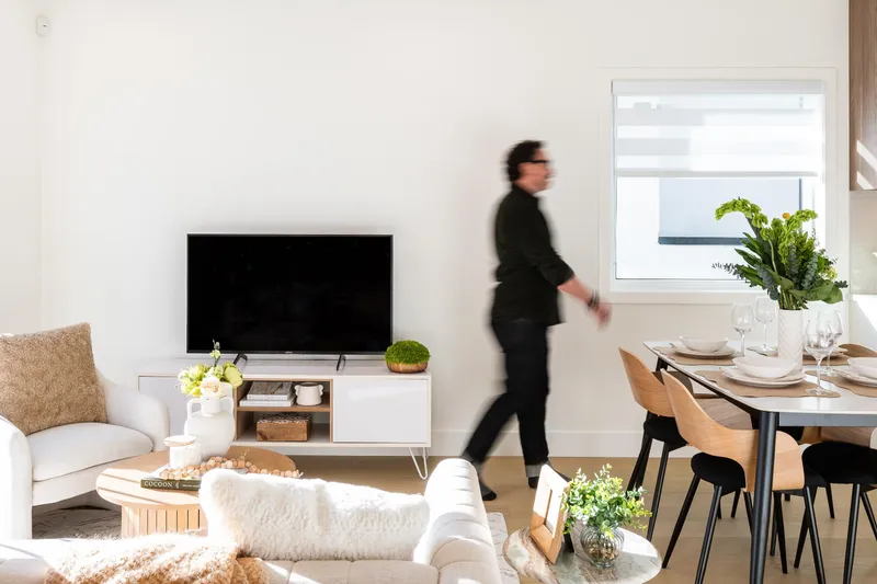 104 1550 E 3RD AVENUE - photo 3 of 25