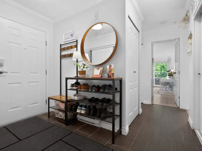 207 9668 148 STREET - photo 2 of 36