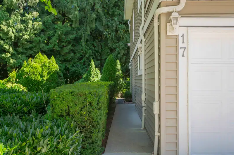 17 8968 208 STREET - photo 4 of 40