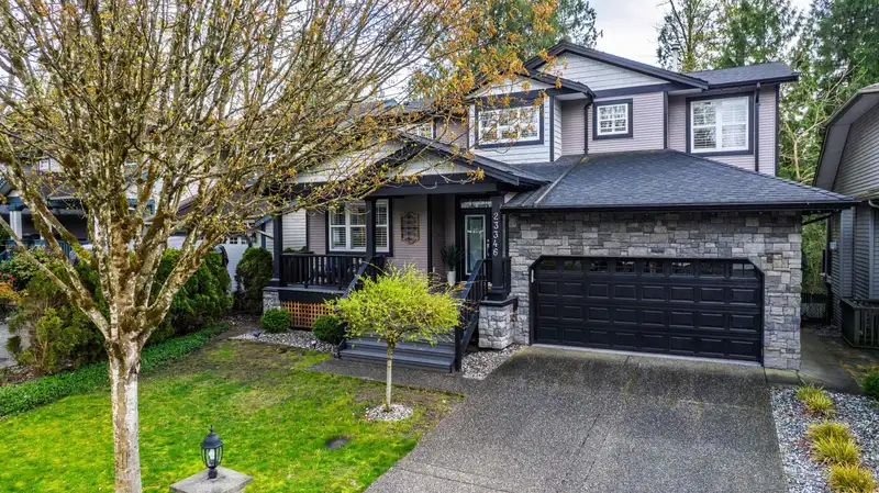 23346 133 AVENUE - photo 1 of 38
