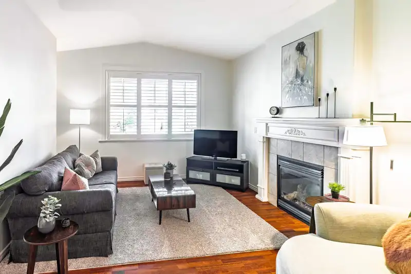 23346 133 AVENUE - photo 4 of 38