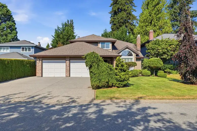 16237 NORTHGLEN PLACE - photo 2 of 40
