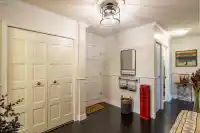 301 1390 MARTIN STREET - thumbnail 3