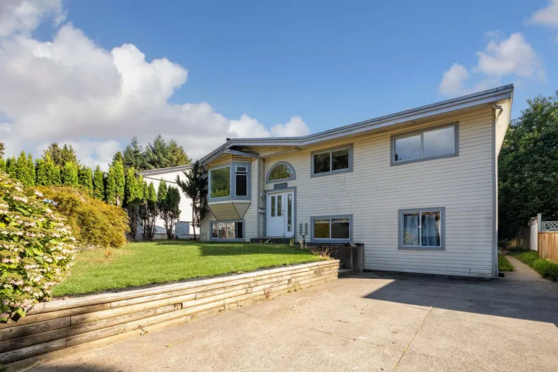 15032 SWALLOW DRIVE - photo 1 of 25