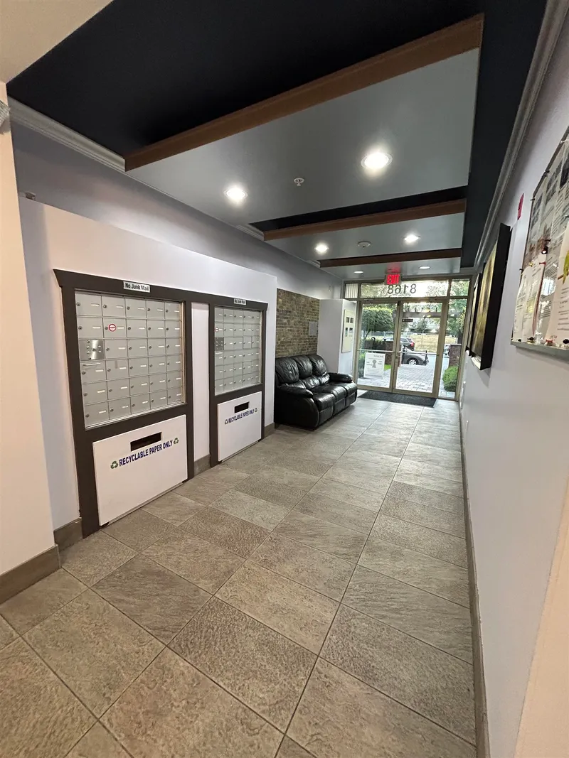 301 8168 120A STREET - photo 2 of 7