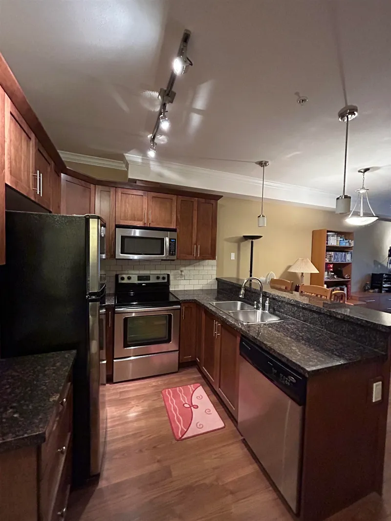 301 8168 120A STREET - photo 4 of 7