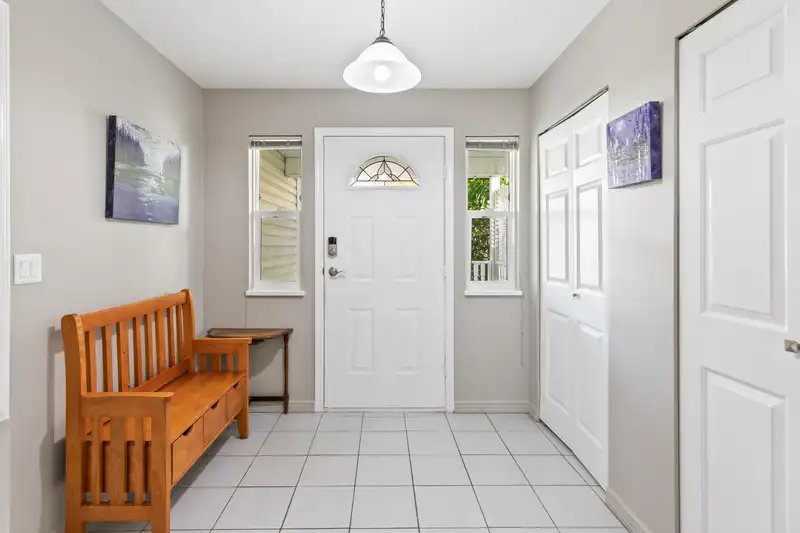 24816 118B AVENUE - photo 2 of 39