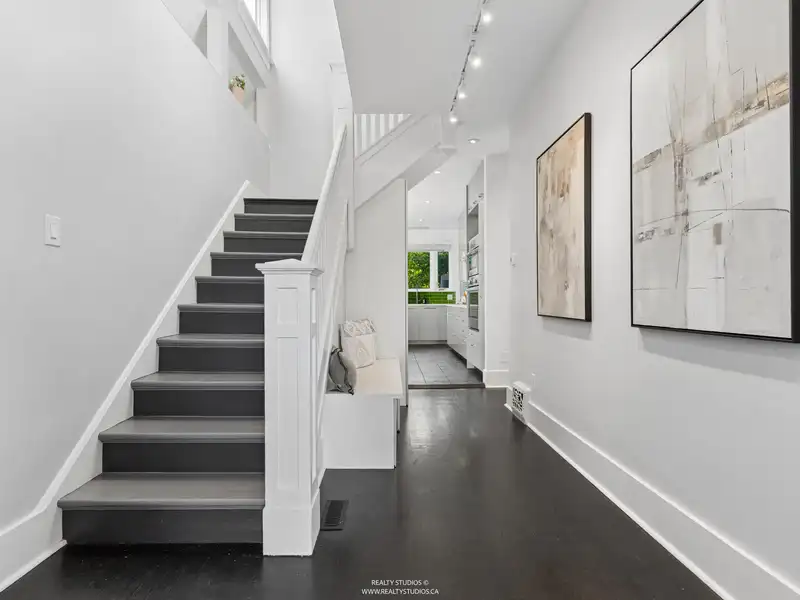 1204 E 14TH AVENUE - photo 2 of 40