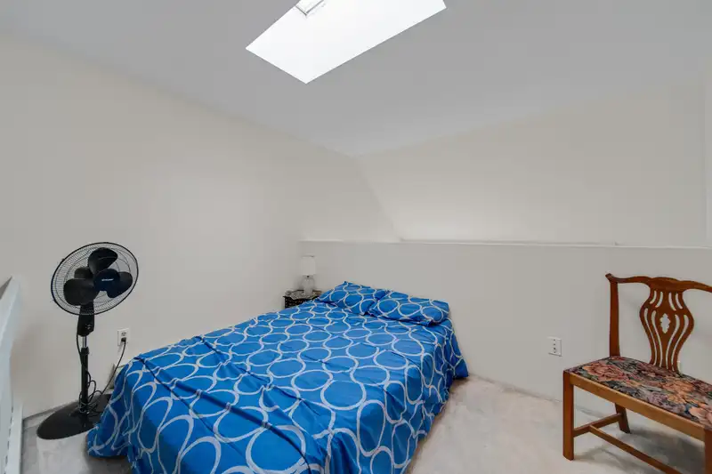 315 1510 NELSON STREET - photo 2 of 26