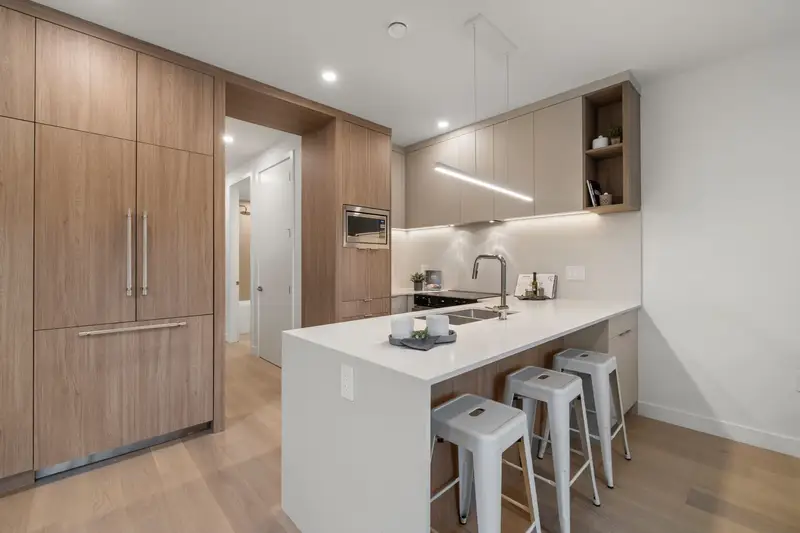 4 4963 CHESTER STREET - photo 4 of 20