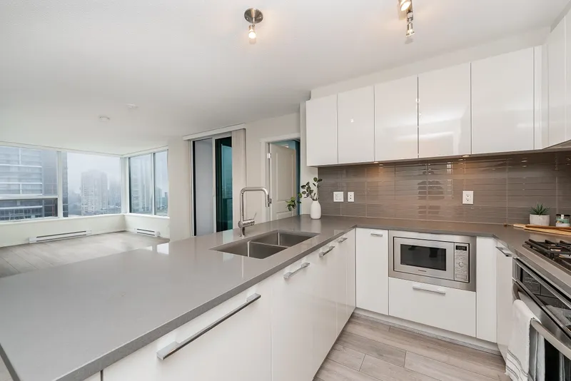 2007 6658 DOW AVENUE - photo 3 of 25