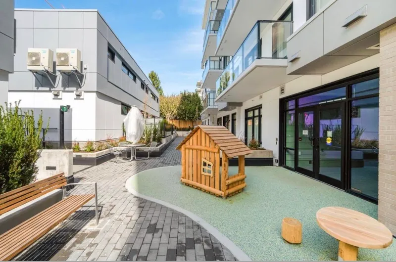 312 6859 CAMBIE STREET - photo 2 of 23