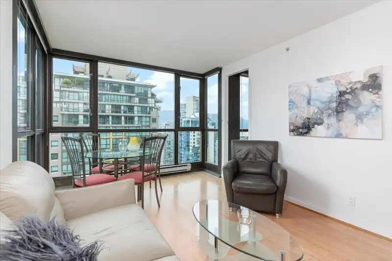 2605 1331 ALBERNI STREET - photo 2 of 23