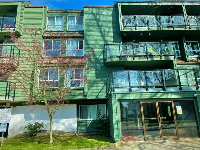 312 8591 WESTMINSTER HIGHWAY - photo 1 of 19