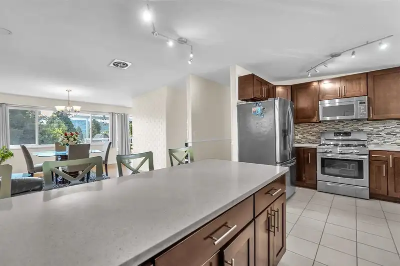 693 PLYMOUTH DRIVE - photo 1 of 36