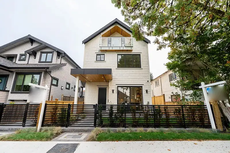 1 5304 ELGIN STREET - photo 2 of 28