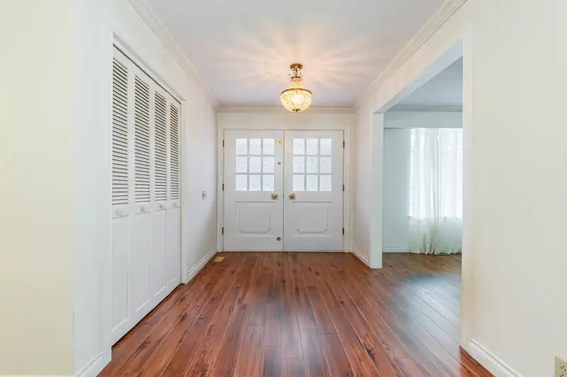 5725 CRANLEY DRIVE - photo 3 of 40
