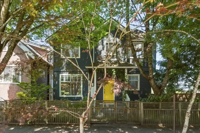 1239 E 22ND AVENUE - photo 1 of 37