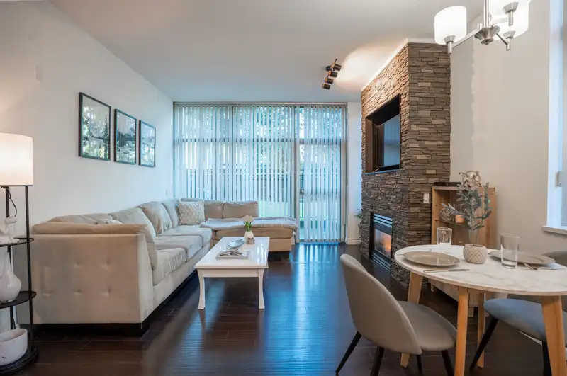 103 6611 SOUTHOAKS COURT - photo 1 of 20