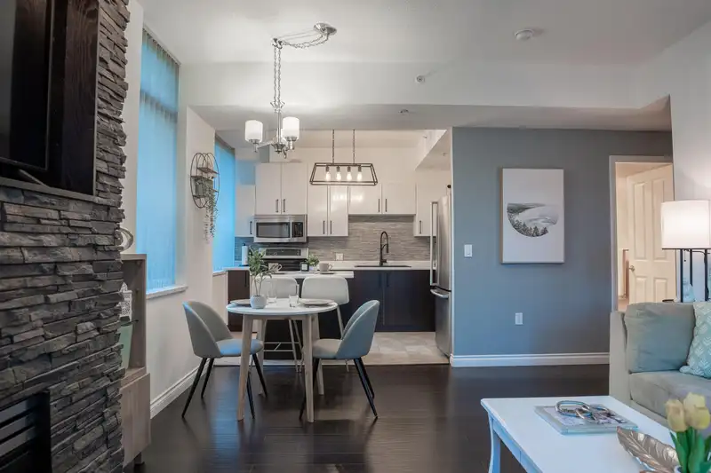 103 6611 SOUTHOAKS COURT - photo 2 of 20