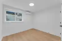 8221 111B STREET - thumbnail 27