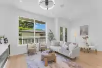 8221 111B STREET - thumbnail 4