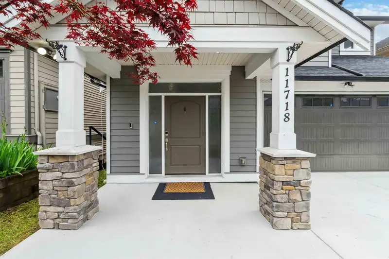 11718 236 STREET - photo 4 of 39