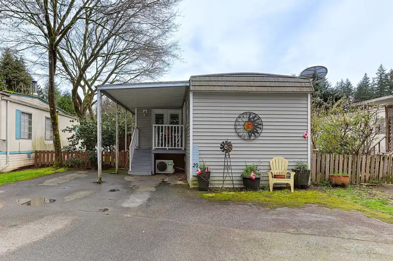 20 9080 198 STREET - photo 2 of 28