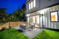 4675 ST. GEORGE STREET - thumbnail 1