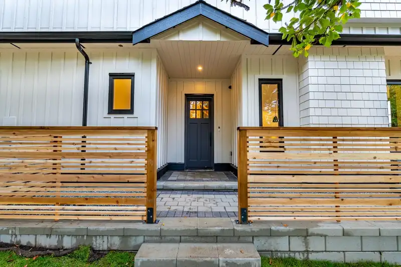 4675 ST. GEORGE STREET - photo 3 of 27