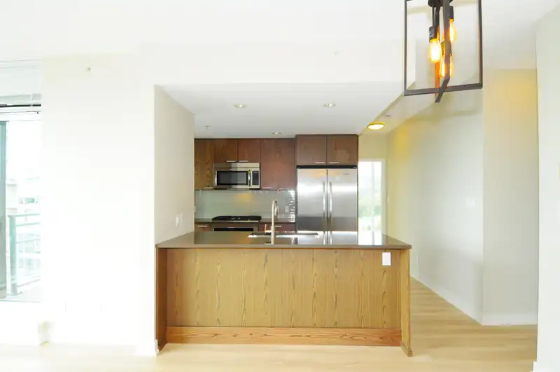 2808 2975 ATLANTIC AVENUE - photo 3 of 25