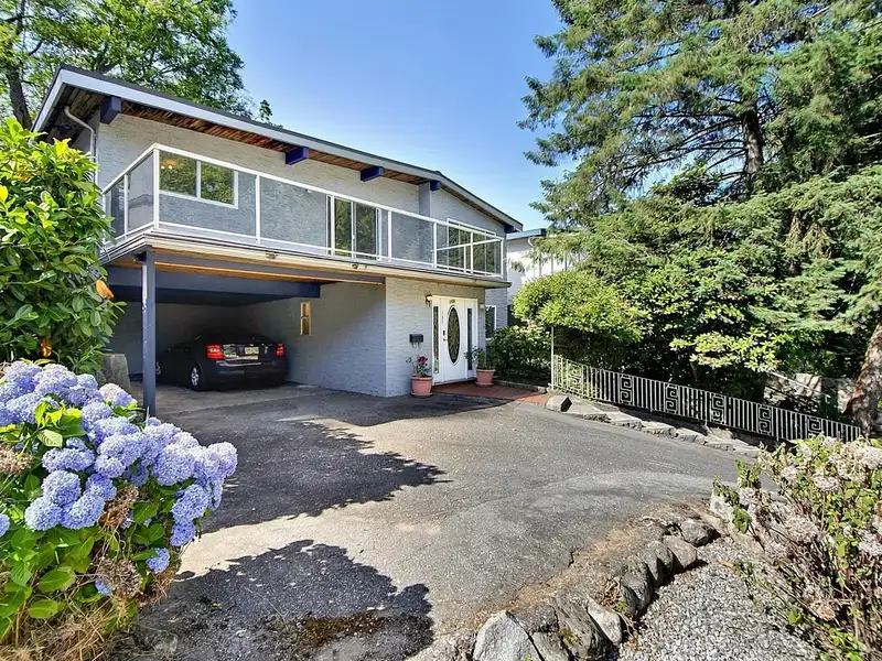 1106 HEYWOOD STREET - photo 1 of 22