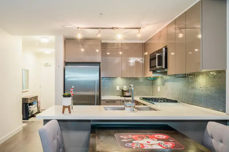 108 10177 RIVER DRIVE - photo 4 of 27