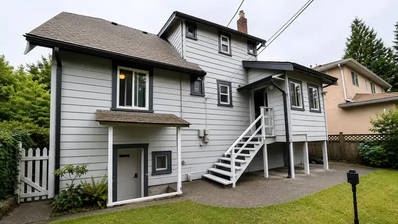 3885 W 35TH AVENUE - photo 4 of 30
