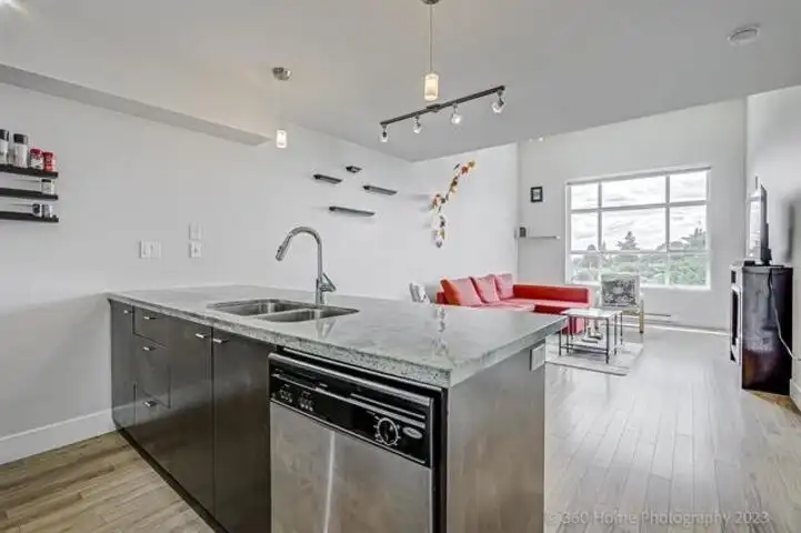 403 7445 120 STREET - photo 2 of 24