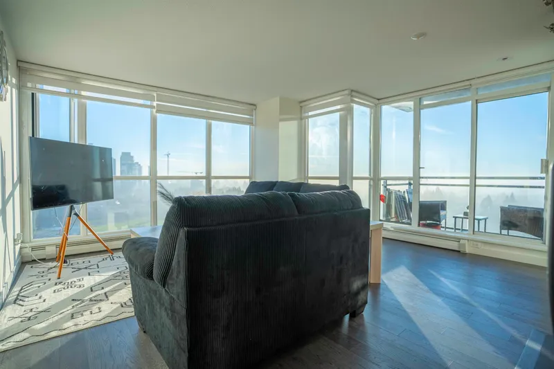 2204 10777 UNIVERSITY DRIVE - photo 1 of 6