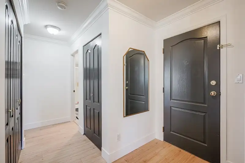 208 32075 GEORGE FERGUSON WAY - photo 2 of 36