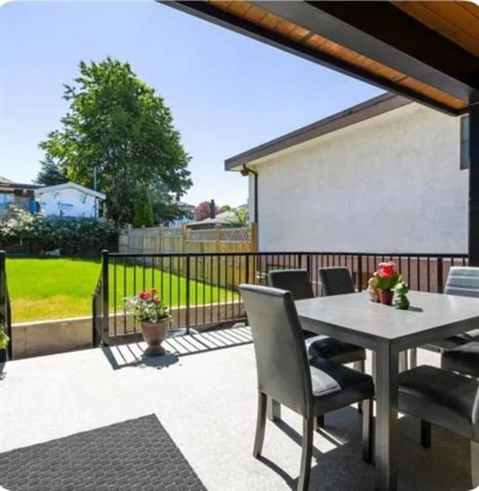 4666 EARLES STREET - photo 4 of 19