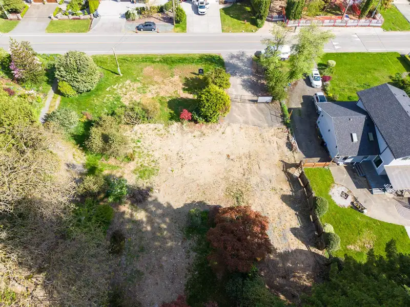 8917 NASH STREET - photo 2 of 15