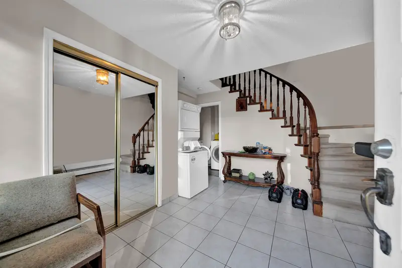 549 E 57TH AVENUE - photo 4 of 25