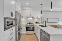 216 12143 223 STREET - thumbnail 6