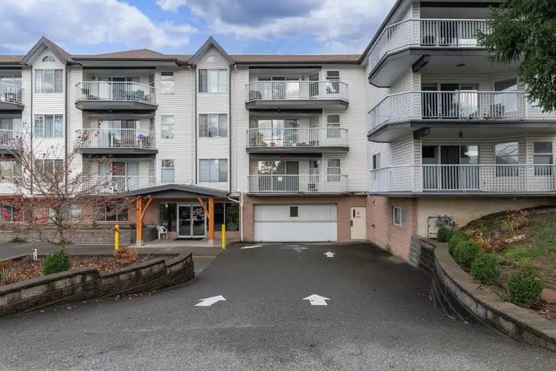 320 33535 KING ROAD - photo 1 of 40